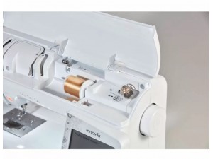 Masina de brodat Brother Innov-is NV880E