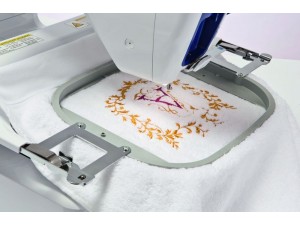 Masina de brodat Brother VR