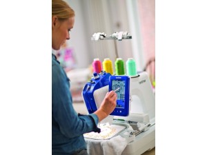 Masina de brodat Brother VR