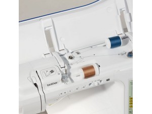 Masina cusut si quilting Brother VQ4