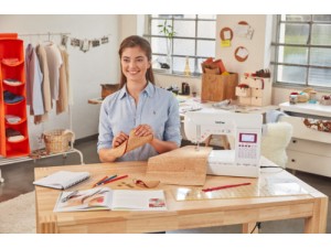 Masina de cusut Brother F400