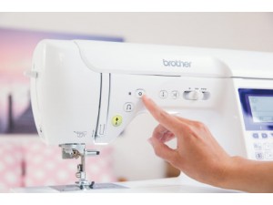 Masina de cusut Brother F410