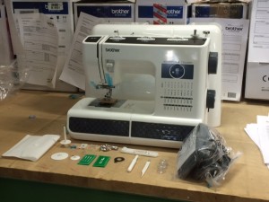 Masina de cusut Brother HF37