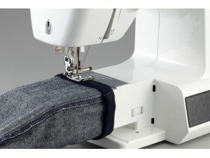 Masina de cusut Brother HF37