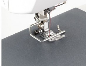 Masina de cusut Brother KE20