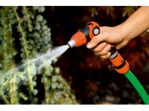 Pistol de stropit cu jet reglabil